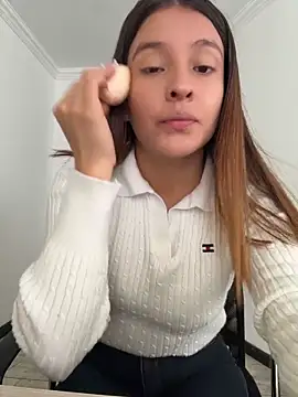 Snapshot of Talia_Bonet chatting on 06-15-26, 02:41 Talia Bonet online show from 06-15-26, 02:41