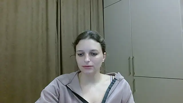 ElisSky301 online show from 11-22-25, 08:52