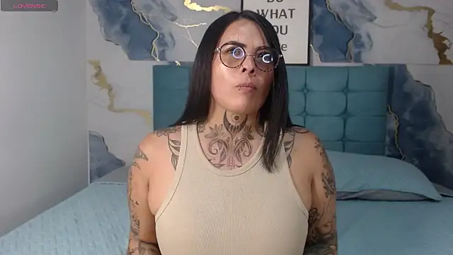 Snapshot of Melody_jazz chatting on 10-20-25, 08:42 Melody jazz online show from 10-20-25, 08:42