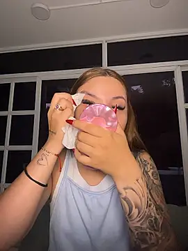 Beella1  online show from 01-13-26, 11:37