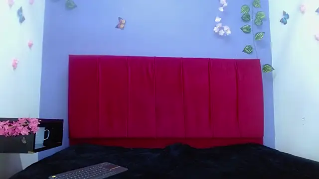 amelia cutee online show from 10-31-25, 07:42