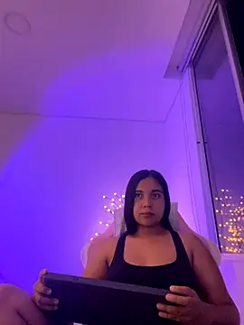 aly nicols online show from 11-19-25, 05:51