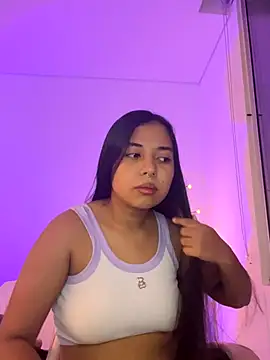 aly nicols online show from 11-28-25, 11:40