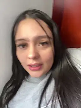 Selena Roa online show from 04-14-26, 02:45