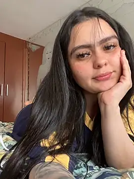 Selena Roa online show from 04-30-26, 08:57