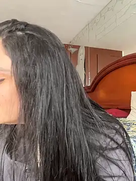 Selena Roa online show from 05-25-26, 09:10
