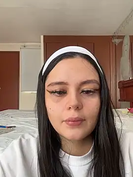 Snapshot of Selena_Roa chatting on 06-07-26, 05:27 Selena Roa online show from 06-07-26, 05:27