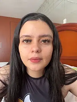 Snapshot of Selena_Roa chatting on 06-10-26, 03:44 Selena Roa online show from 06-10-26, 03:44