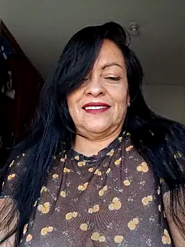 Snapshot of viviana-sexi chatting on 04-22-26, 03:35 viviana-sexi online show from 04-22-26, 03:35