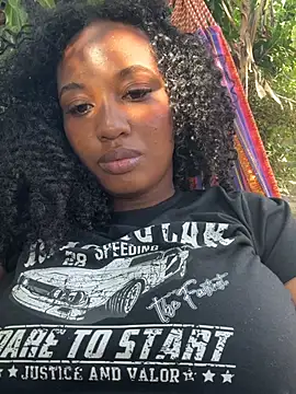 BlackityBae online show from 04-17-26, 08:34