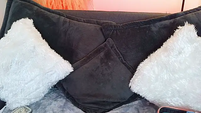 mia roux1 online show from 03-20-26, 07:19