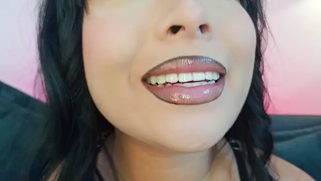 mia roux1 online show from 04-15-26, 09:04