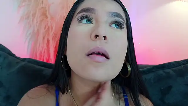 mia roux1 online show from 04-17-26, 09:07