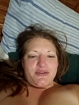 creamylittlecupcake online show from 10-24-25, 06:10