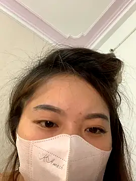 helo-kitty online show from 10-24-25, 03:19