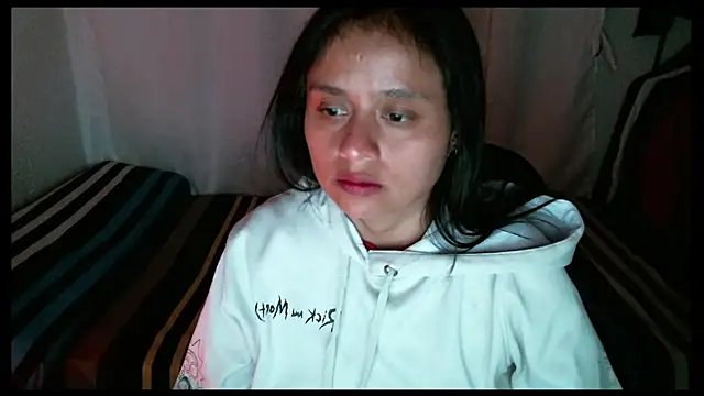 Snapshot of Negritatata chatting on 07-14-26, 11:54 Negritatata online show from 07-14-26, 11:54