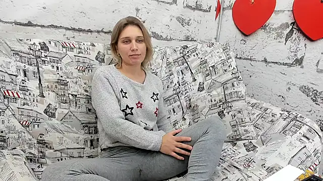 Tenderly Sophie online show from 10-22-25, 06:02