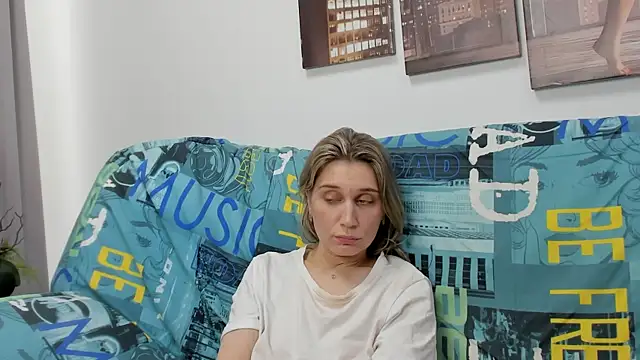 Tenderly Sophie online show from 02-15-26, 07:51