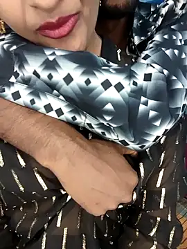 Snapshot of CoupleShow_432 chatting on 02-01-26, 06:01 CoupleShow 432 online show from 02-01-26, 06:01