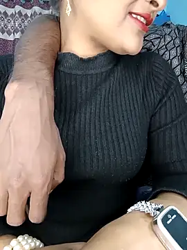 Snapshot of CoupleShow_432 chatting on 02-05-26, 03:16 CoupleShow 432 online show from 02-05-26, 03:16