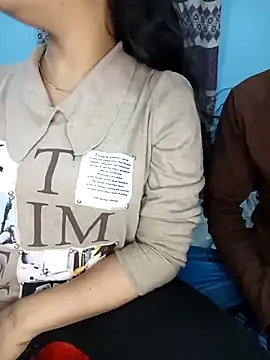 Snapshot of CoupleShow_432 chatting on 02-09-26, 01:48 CoupleShow 432 online show from 02-09-26, 01:48