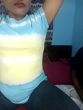 Snapshot of CoupleShow_432 chatting on 02-11-26, 04:34 CoupleShow 432 online show from 02-11-26, 04:34