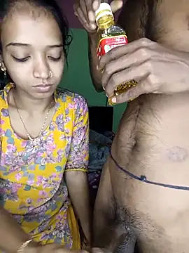 Snapshot of CoupleShow_432 chatting on 02-21-26, 04:08 CoupleShow 432 online show from 02-21-26, 04:08