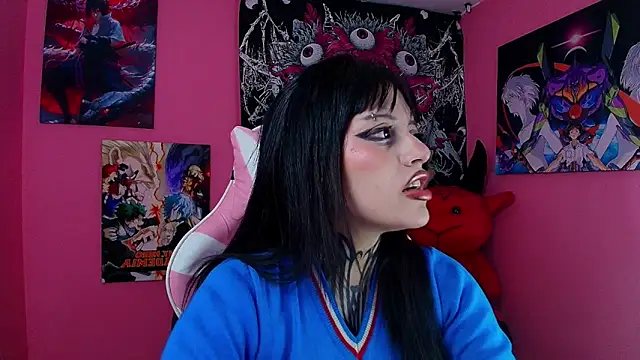 Snapshot of GothGaby chatting on 05-21-26, 01:01 GothGaby online show from 05-21-26, 01:01