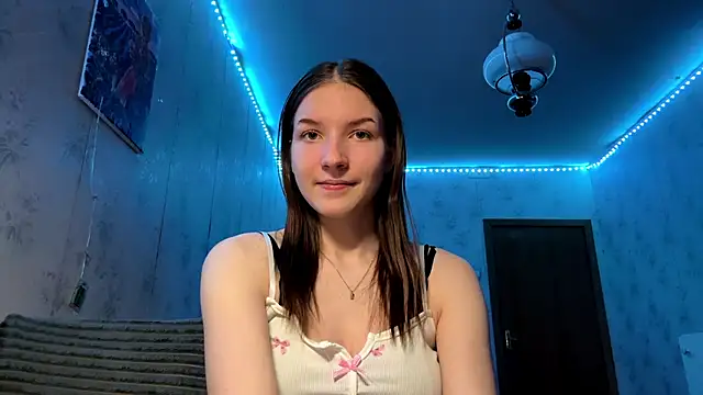 Beauty miIa online show from 11-30-25, 05:39