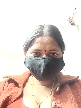 Snapshot of QRESABABY chatting on 11-16-25, 11:54 QRESABABY online show from 11-16-25, 11:54
