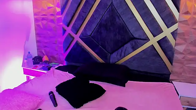 sydney miller  online show from 04-17-26, 11:30