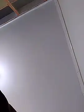 Femaleking29 online show from 11-11-25, 06:24