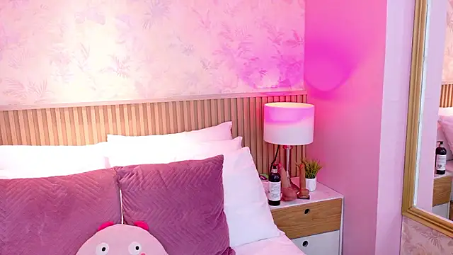 AdelineJhones online show from 01-11-26, 02:33