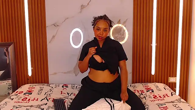 rosselyn  online show from 01-15-26, 07:39