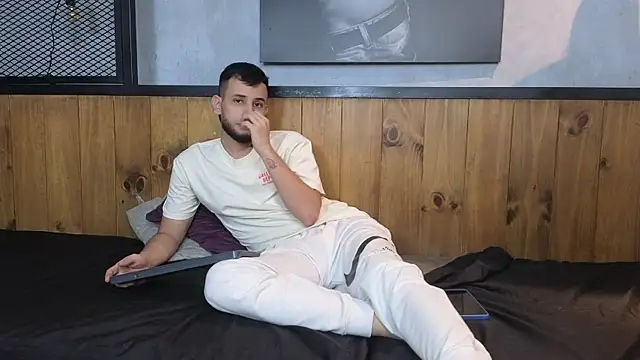 Maxcole 07 online show from 01-11-26, 07:30