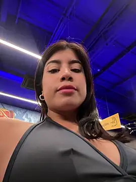 LisaMartinez34 online show from 04-17-26, 10:13