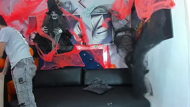 Room boys hot online show from 11-01-25, 03:14