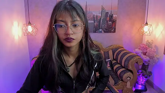 Noa clk online show from 11-12-25, 03:40