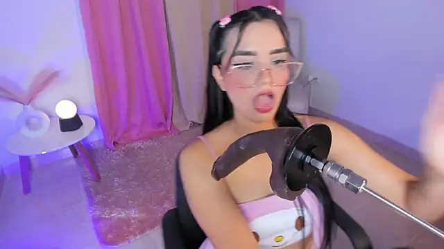 laana foxx online show from 11-04-25, 03:05