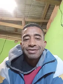 Snapshot of juniordotado87 chatting on 07-09-26, 12:42 juniordotado87 online show from 07-09-26, 12:42