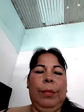 mother2-divorced online show from 10-28-25, 01:47