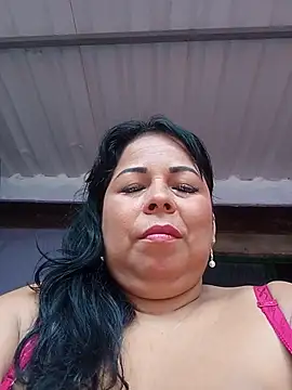Snapshot of mother2-divorced chatting on 04-18-26, 01:37 mother2-divorced online show from 04-18-26, 01:37