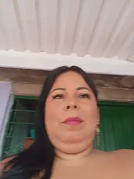 Snapshot of mother2-divorced chatting on 05-29-26, 01:42 mother2-divorced online show from 05-29-26, 01:42