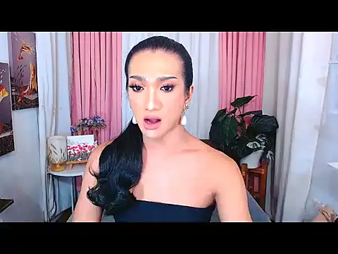 Snapshot of DianaFierce chatting on 11-24-25, 06:18 DianaFierce online show from 11-24-25, 06:18