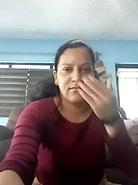 Snapshot of jazmin55 chatting on 10-27-25, 04:00 jazmin55 online show from 10-27-25, 04:00