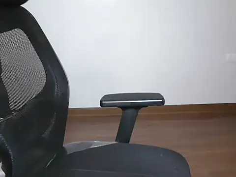 Snapshot of lustyruhh chatting on 02-25-26, 07:29 lustyruhh online show from 02-25-26, 07:29