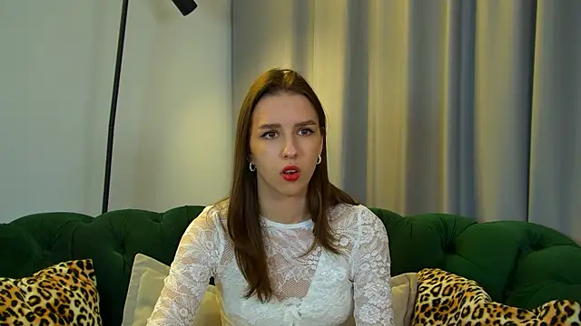 AliceAtkins online show from 11-28-25, 06:05