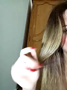 Snapshot of indilasixeey chatting on 02-04-26, 01:00 indilasixeey online show from 02-04-26, 01:00