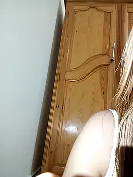 Snapshot of indilasixeey chatting on 02-13-26, 01:56 indilasixeey online show from 02-13-26, 01:56