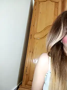 Snapshot of indilasixeey chatting on 04-03-26, 03:37 indilasixeey online show from 04-03-26, 03:37